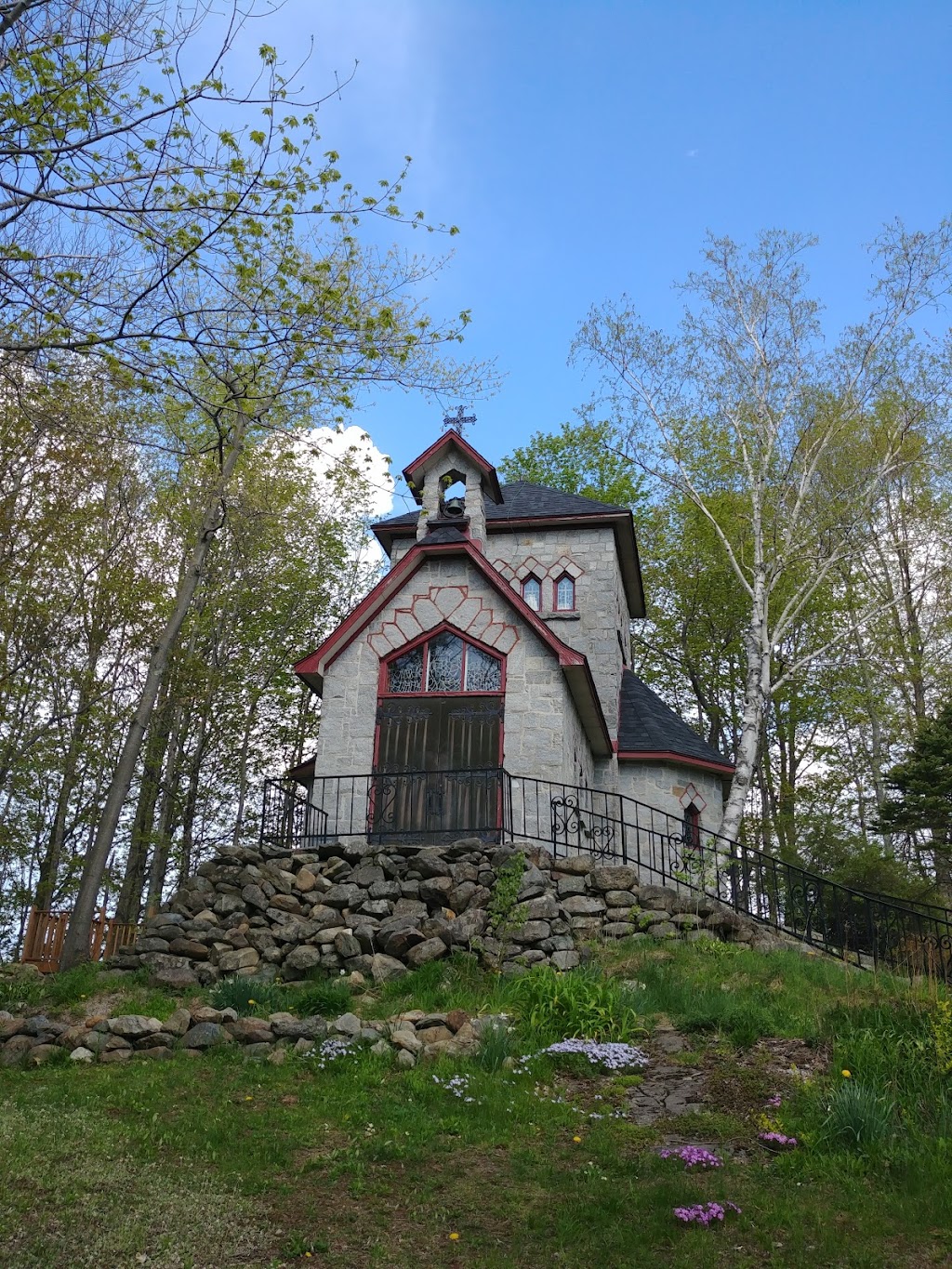 Abbaye de Saint-Benoît-du-Lac | 1 Rue Principale, Saint-Benoît-du-Lac, QC J0B 2M0, Canada | Phone: (819) 843-4080