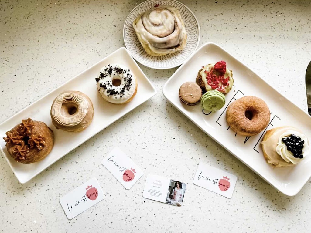 La vie est Berry YYC | 7422 Fairmount Dr SE, Calgary, AB T2H 1B4, Canada | Phone: (587) 775-4860