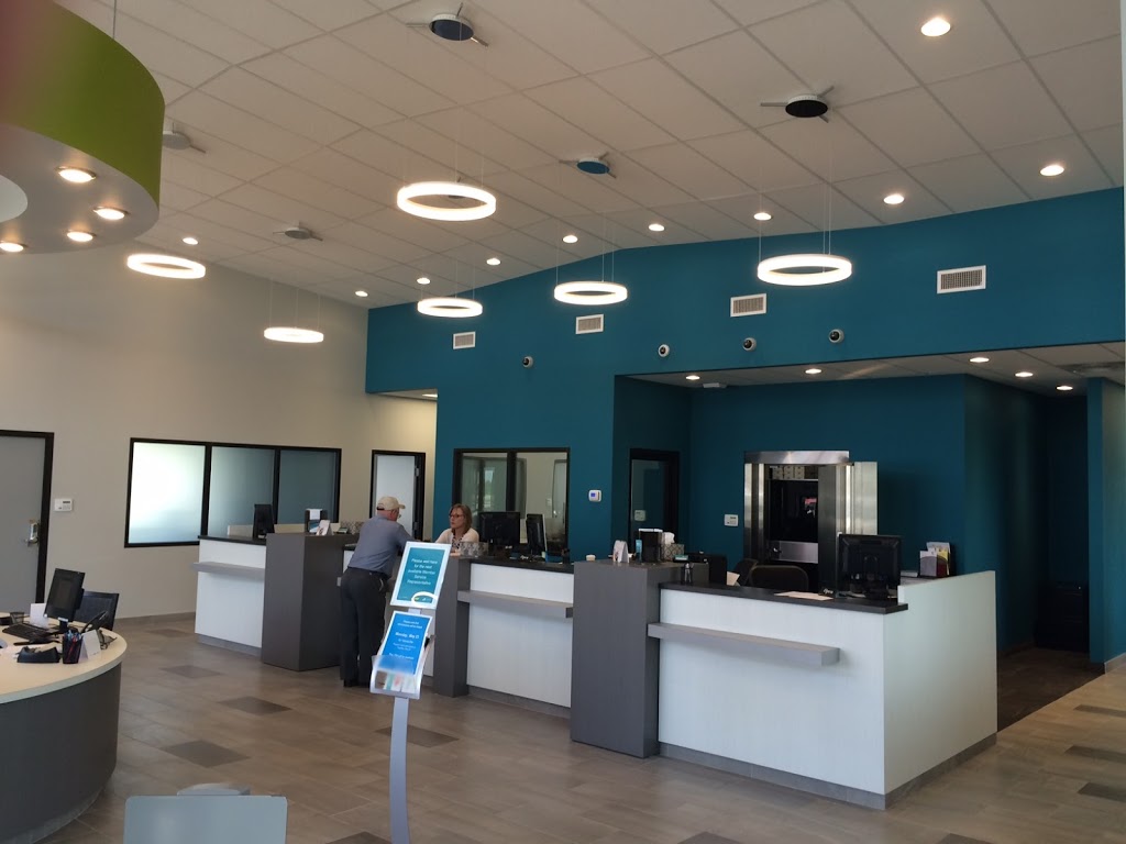 Noventis Credit Union - Starbuck | 21 Main St, Starbuck, MB R0G 2P0, Canada | Phone: (204) 735-2394