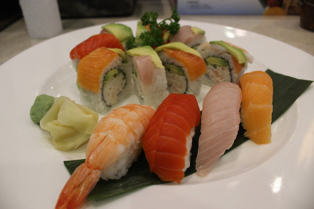 Maru Sushi | 1900 N Parallel Rd #124, Abbotsford, BC V3G 2C6, Canada | Phone: (604) 744-1105