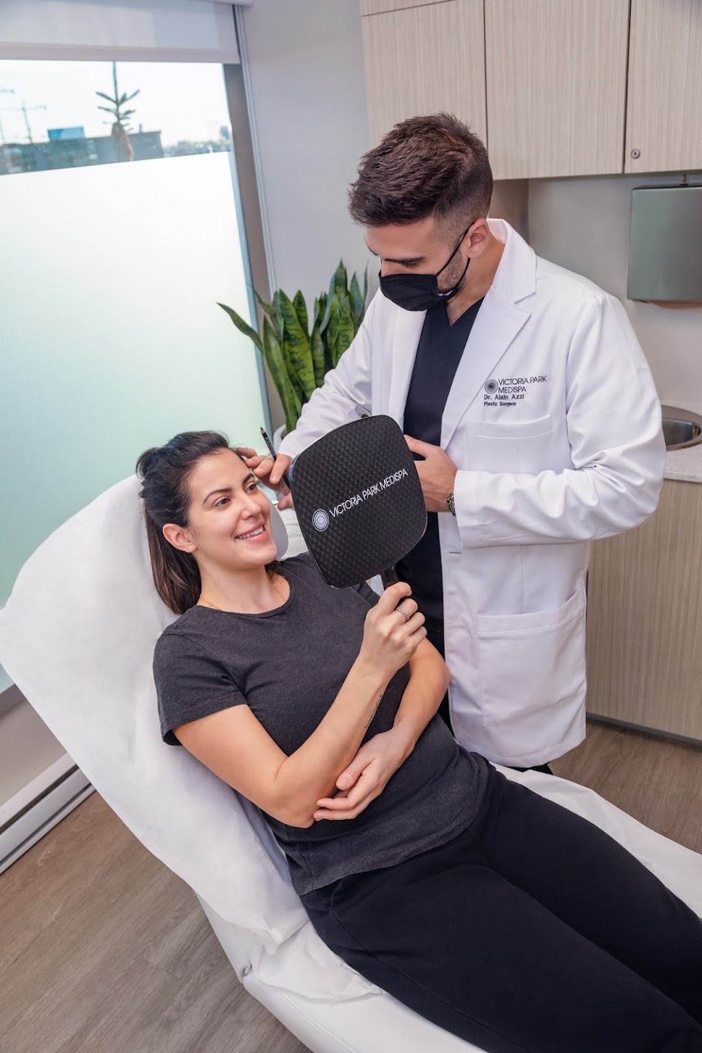 Dr Alain Azzi | Plastic Surgery | 3333 Bd Graham #333, Mont-Royal, QC H3R 3L5, Canada | Phone: (514) 236-4050
