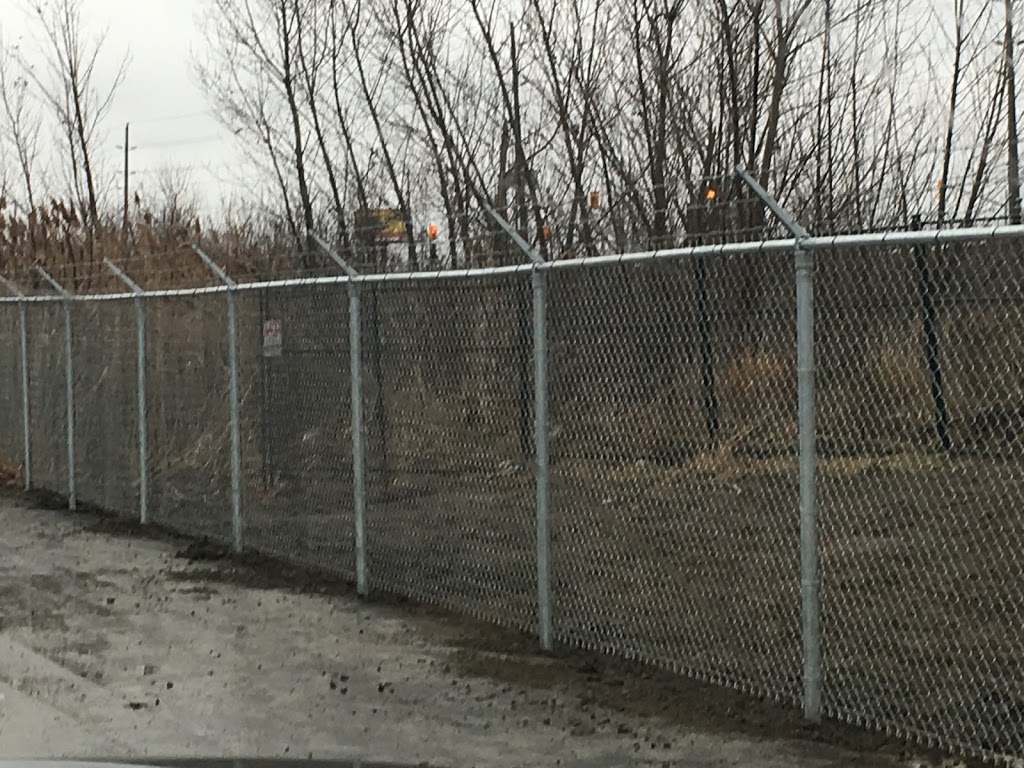 Universal Fencing Designs INC | 2101 18th Side Rd, Tottenham, ON L0G 1W0, Canada | Phone: (647) 203-6957