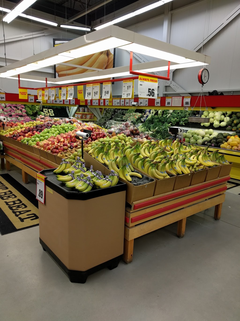 Jesse & Kellys No Frills | 1135 Thompson Rd, Fort Erie, ON L2A 6A8, Canada | Phone: (866) 987-6453