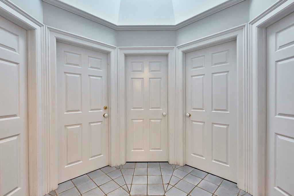 RE/MAX HALLMARK YORK GROUP REALTY LTD. | 15004 Yonge St, Aurora, ON L4G 1M6, Canada | Phone: (905) 727-1941