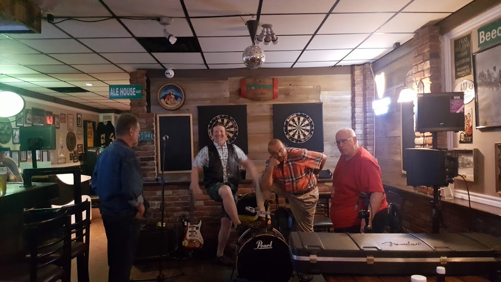 The Ale House | 802 Upper Gage Ave, Hamilton, ON L8V 4K4, Canada | Phone: (289) 755-0518