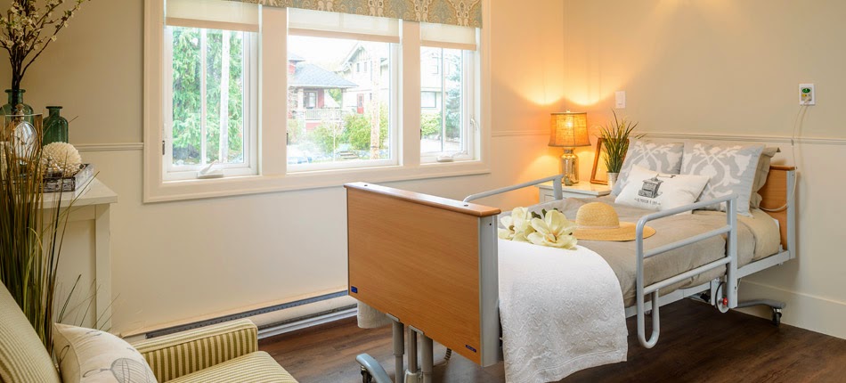 Clover Point Care | 90 Linden Ave, Victoria, BC V8V 4C9, Canada | Phone: (250) 590-7885