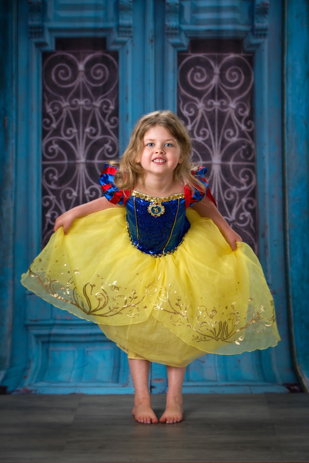 Studio V Kids | 5915 90 St NW #201, Edmonton, AB T6E 6C2, Canada | Phone: (780) 450-0248