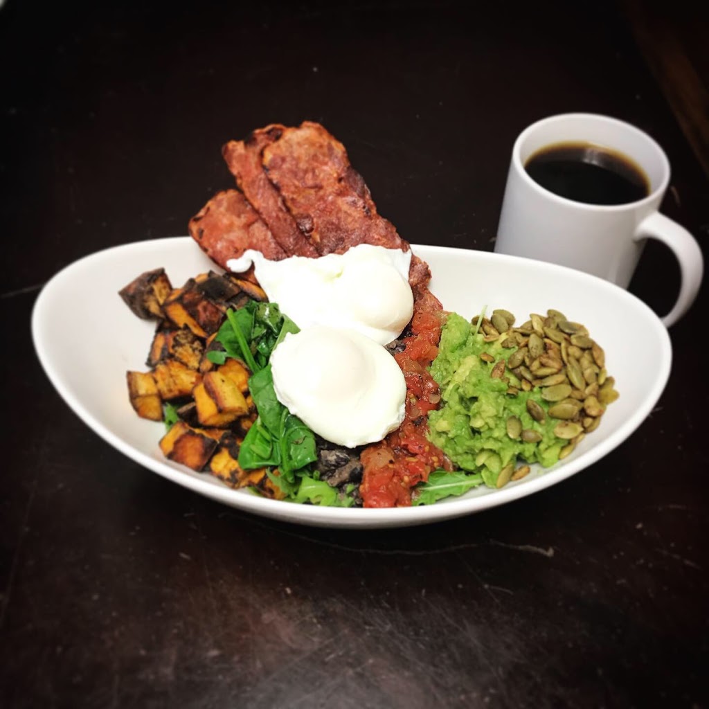 Normans Diner | 11850 Oceola Rd #403, Lake Country, BC V4V 2T5, Canada | Phone: (778) 480-6706