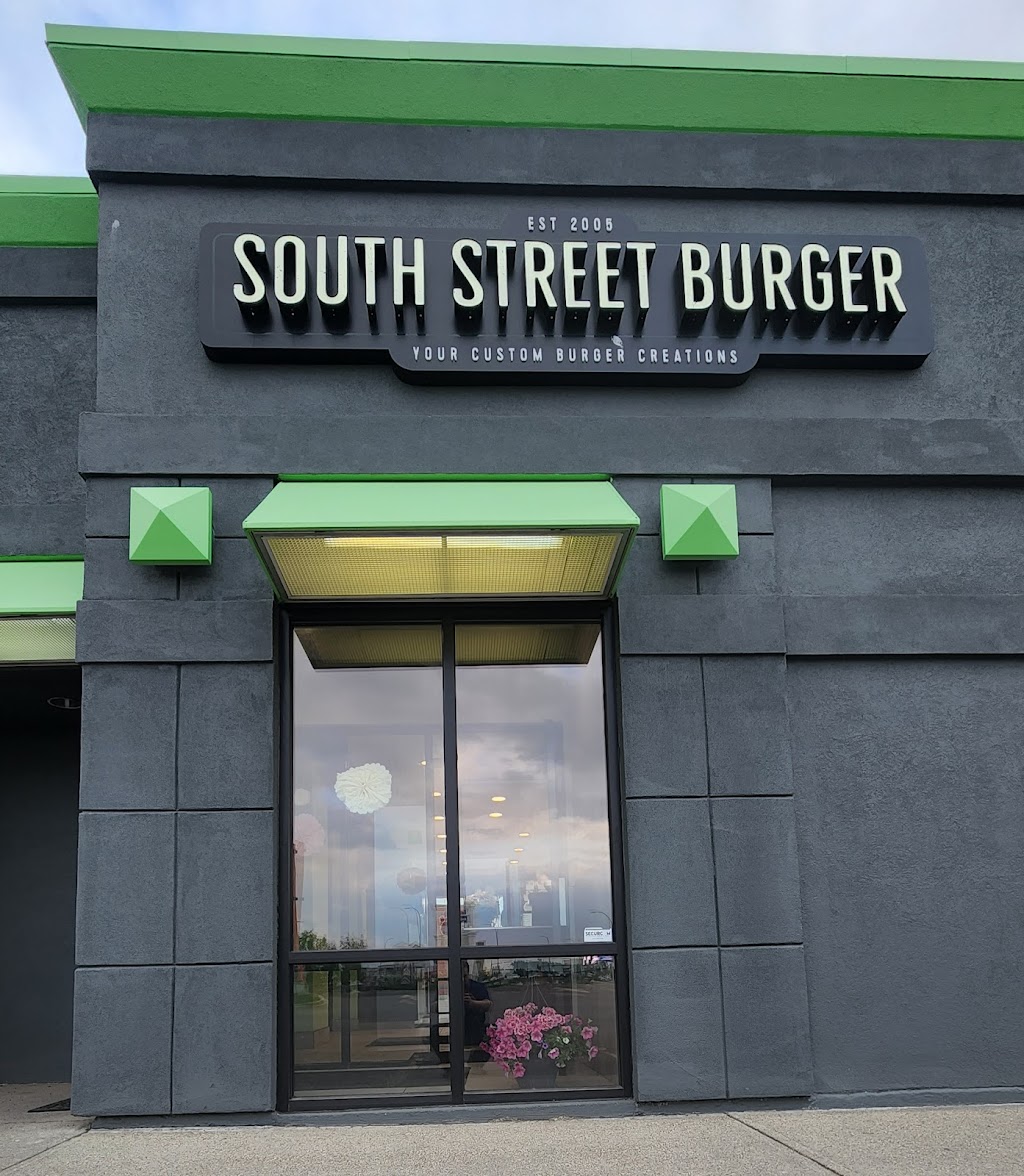 South St. Burger | 3010 26 Ave S, Lethbridge, AB T1J 0A4, Canada | Phone: (825) 399-2761