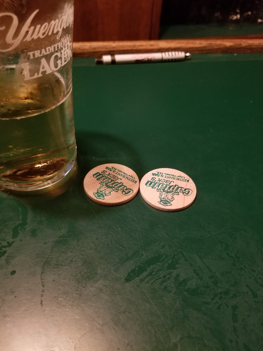 Captain Jacks | 361 Club St, Cape Vincent, NY 13618, USA | Phone: (315) 654-3333