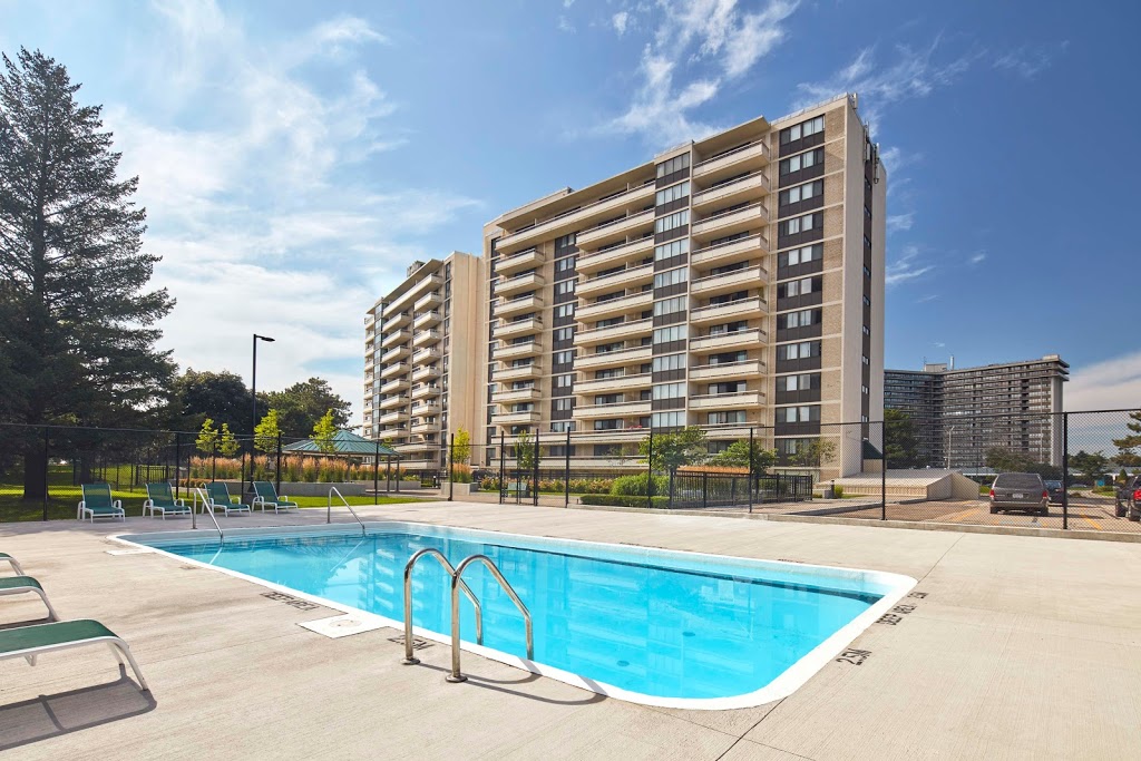 Applewood on the Park | 1177 Bloor St, Mississauga, ON L4Y 2N9, Canada | Phone: (289) 401-1454