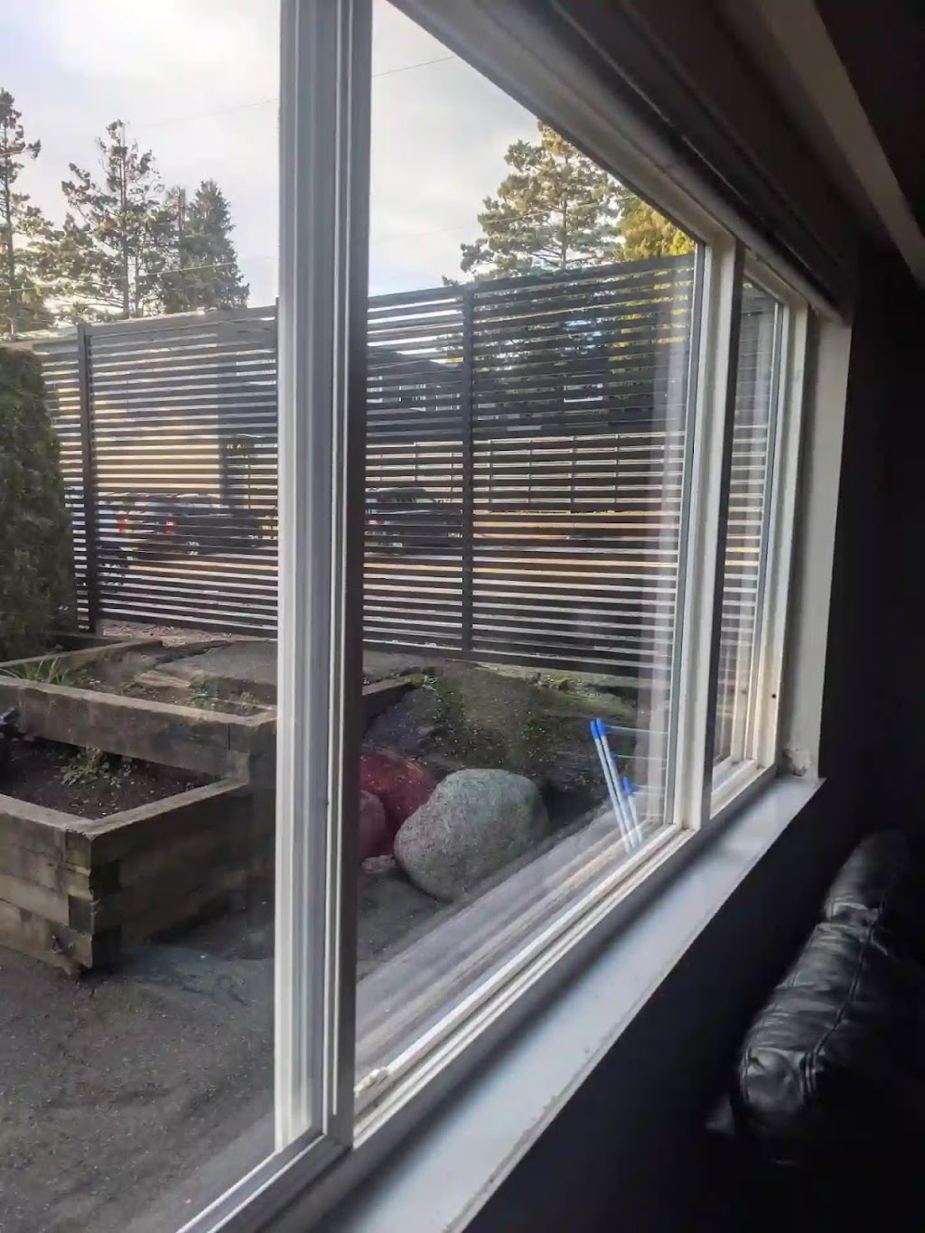 Zezo Cleaning Services | 2559 Parkview Ln #204, Port Coquitlam, BC V3C 6M1, Canada | Phone: (778) 632-1444