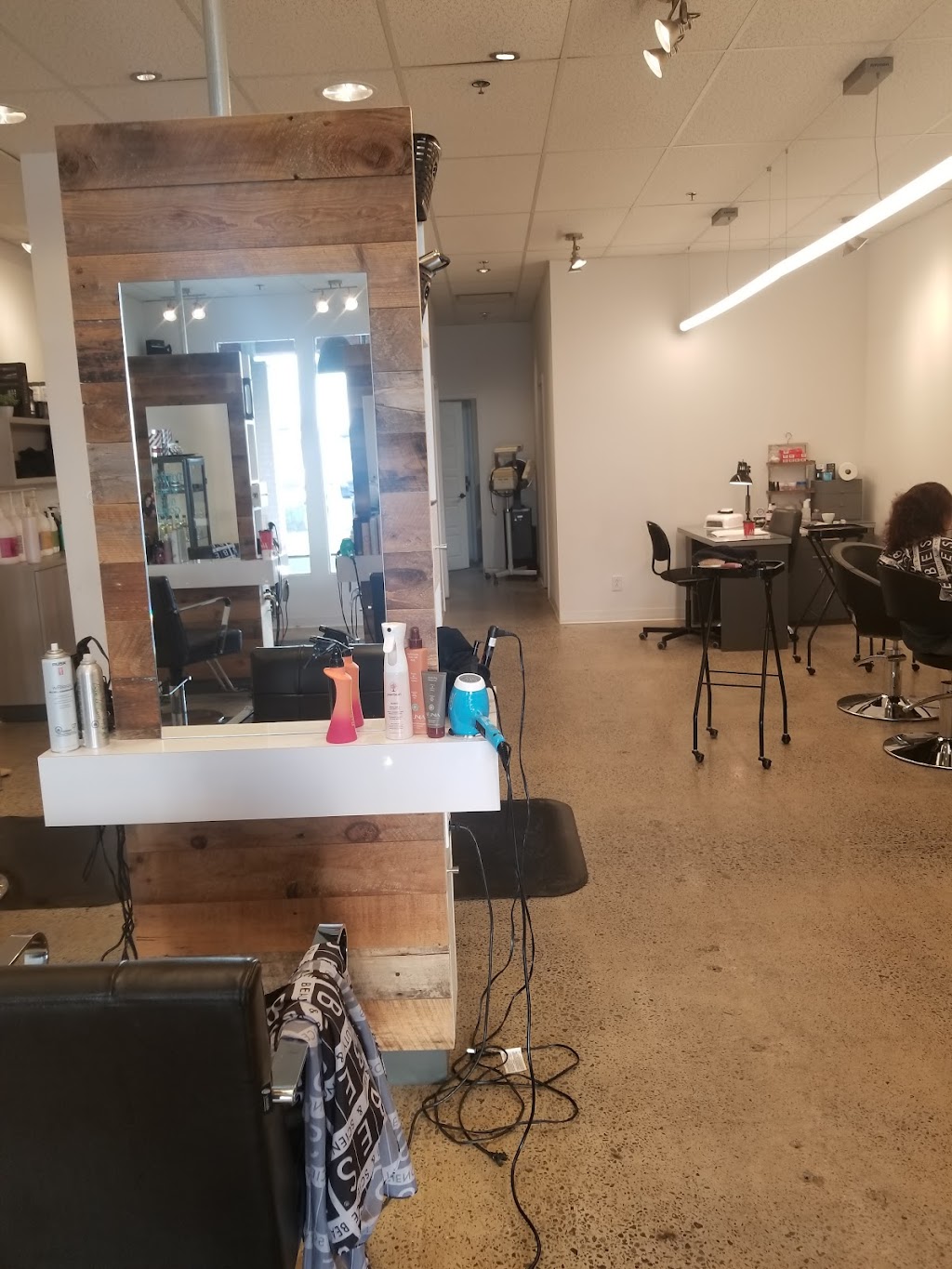 American Style Coiffure | 2317 Bd du Curé-Labelle, Laval, QC H7T 1R3, Canada | Phone: (450) 688-4544