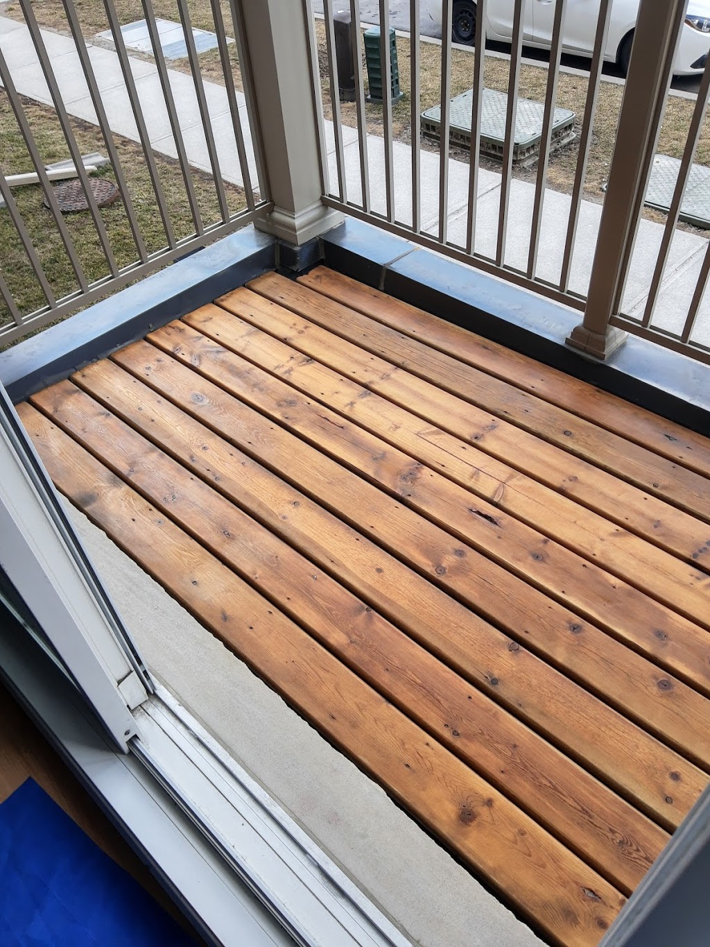 Silicone Seals Caulking Sealing & Winterizing | 19 Terryellen Crescent, Etobicoke, ON M9C 1H6, Canada | Phone: (416) 786-8451