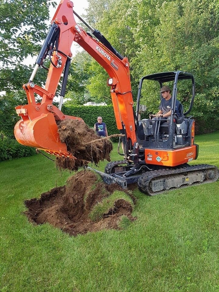 Mini-Excavation J-C | 665 4e Av., Acton Vale, QC J0H 1A0, Canada | Phone: (450) 204-2148