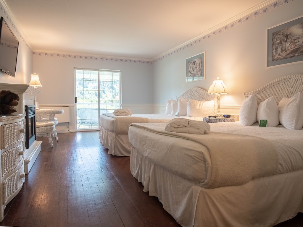 South Thompson Inn & Conference Centre | 3438 Shuswap Road, East, Kamloops, BC V2H 1T2, Canada | Phone: (250) 573-3777