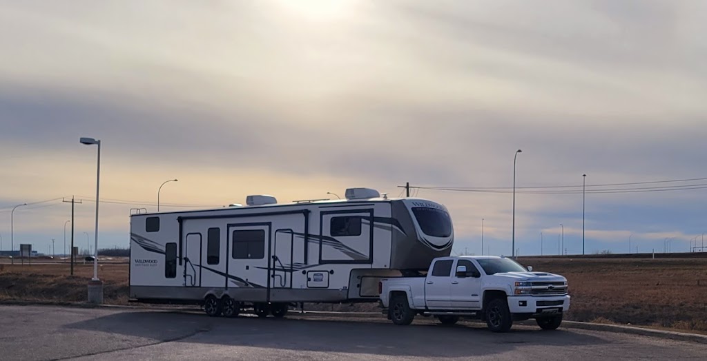 Rangeland RV Red Deer | 295 Burnt Park Dr, Red Deer County, AB T4S 2L4, Canada | Phone: (855) 711-5200