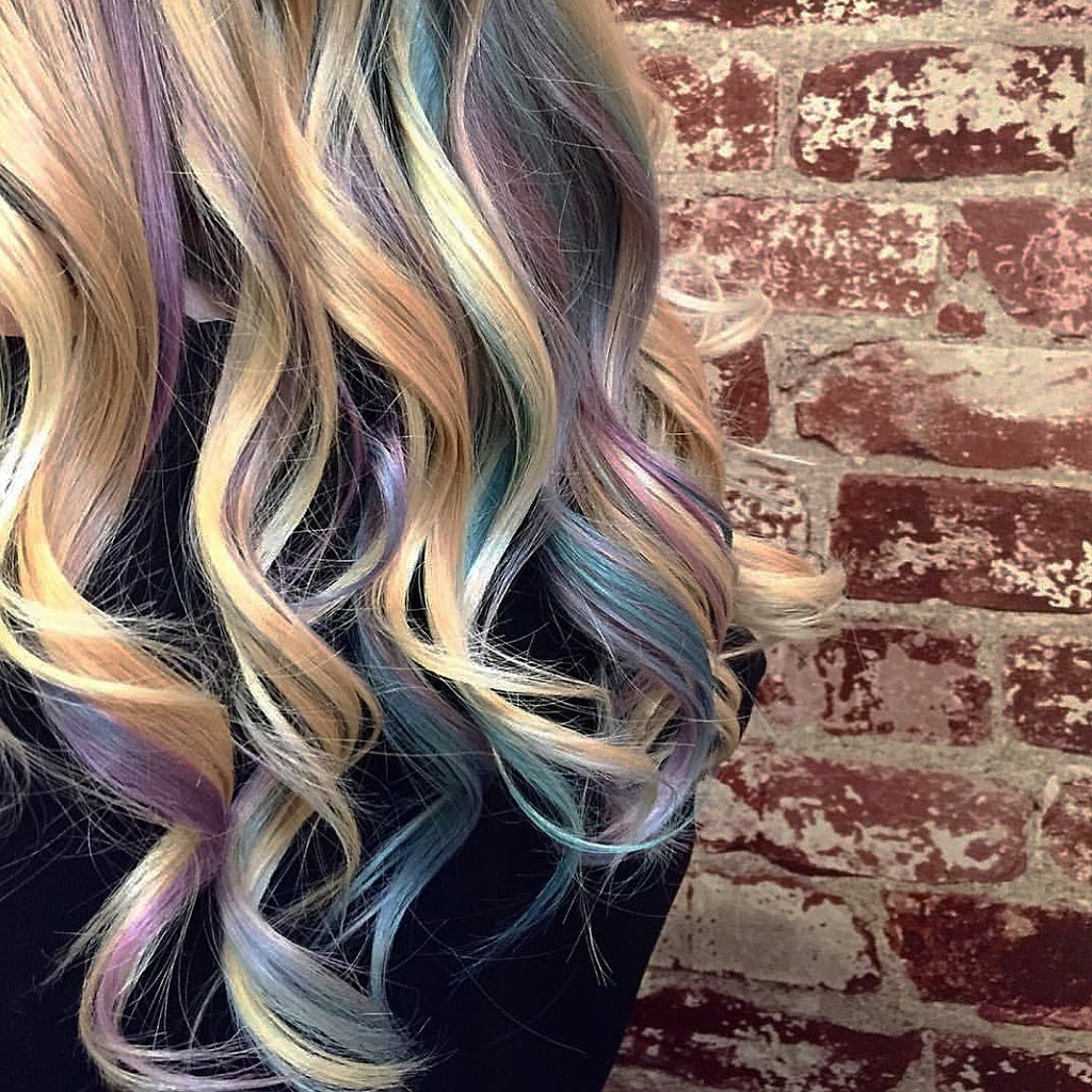 Urban Fringe Salon Inc. | 5720 Silver Springs Blvd NW #10, Calgary, AB T3B 4N7, Canada | Phone: (403) 234-9844