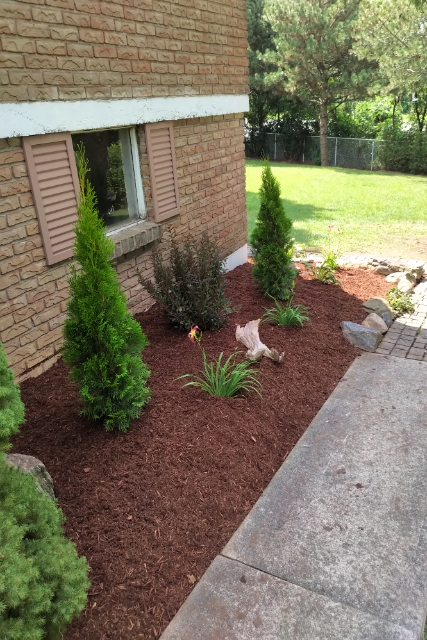 Alpine Lawncare & Snowplowing | 1803 Erbs Rd, St. Agatha, ON N0B 2L0, Canada | Phone: (519) 897-3401