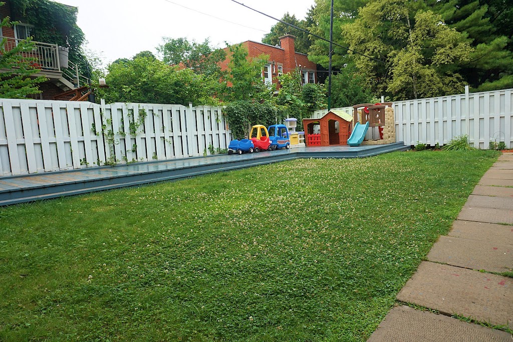 Nursery Les Petits Trésors | 10780 Rue Tolhurst, Montréal, QC H3L 3A7, Canada | Phone: (514) 383-0781