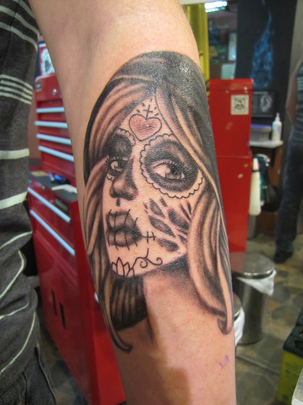 Two Trolls Tattoo Den | 1 King St E, Dundas, ON L9H 1B7, Canada | Phone: (289) 238-9861