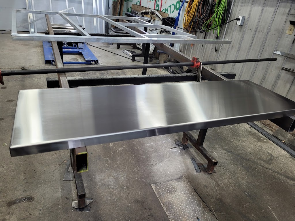 Atelier soudure jp groleau | 1870 Route du Président Kennedy S, Sainte-Marie, QC G6E 3M4, Canada | Phone: (418) 389-8037