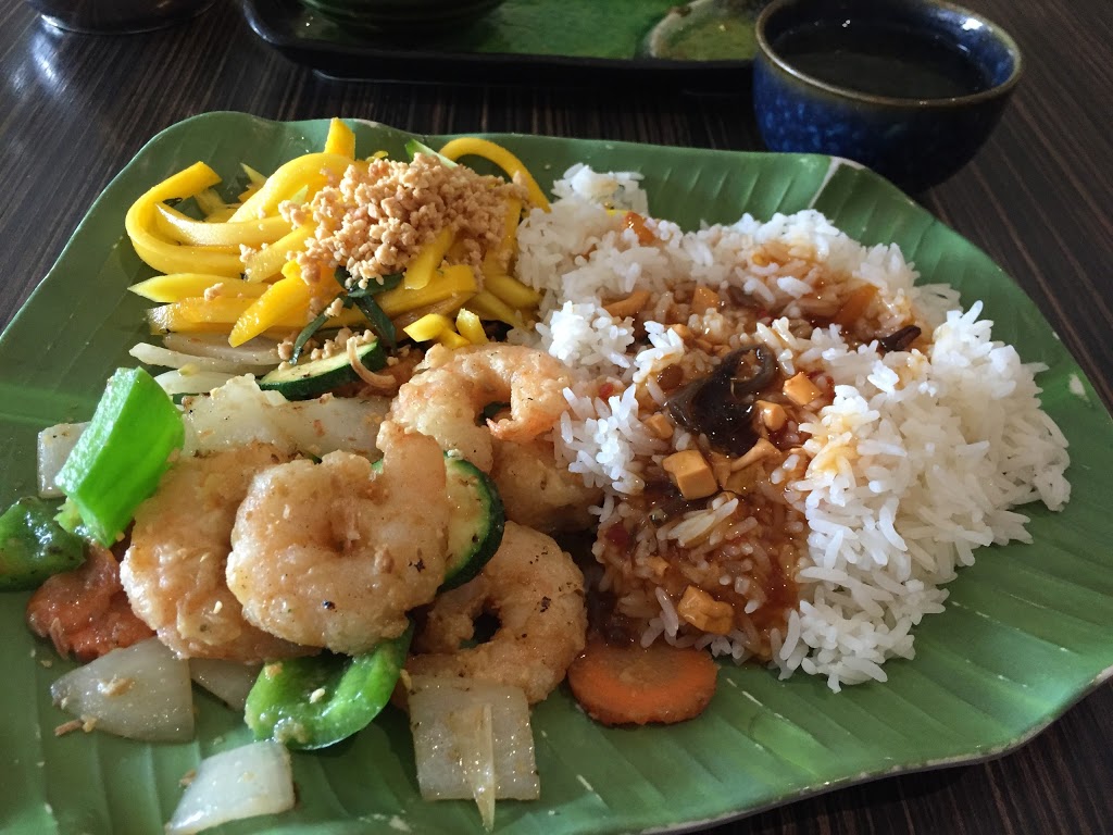 Thai Villa | 1076 Hoover Park Dr, Whitchurch-Stouffville, ON L4A 0K2, Canada | Phone: (905) 642-8298