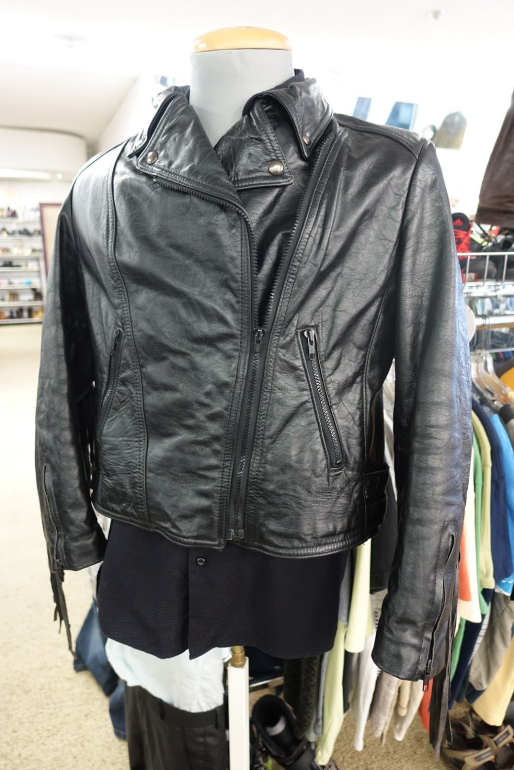 Pipsqueaks & Damsels Consignment | 2498 Skaha Lake Rd, Penticton, BC V2A 6E9, Canada | Phone: (250) 493-0021