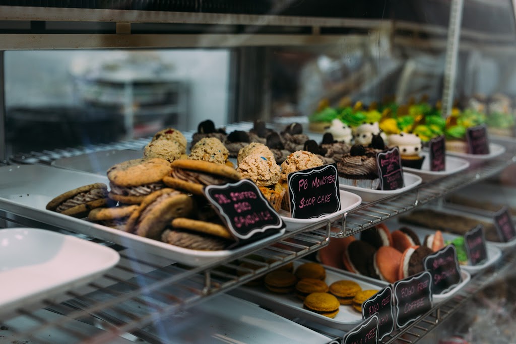 Sweet C Bakery | 1171 Kildare Avenue East B, Winnipeg, MB R2C 5C1, Canada | Phone: (204) 505-5030