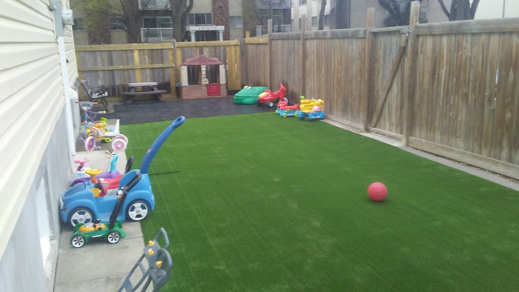 Bumble Bee Child Care Centre | 11028 106 Ave NW, Edmonton, AB T5H 0R3, Canada | Phone: (780) 802-3416