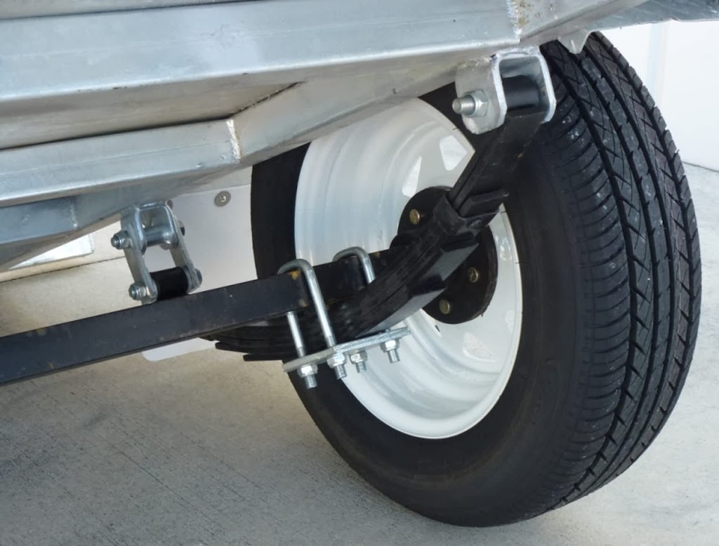 Ressorts Rive Sud Ltd - Centre TruckPro | Entrée sur la rue J.-A.-Bombardier, 1570-C Bd de Montarville, Boucherville, QC J4B 5Y3, Canada | Phone: (450) 641-1304