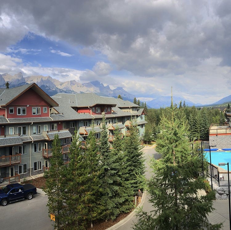 Lodges at Canmore | 107 Montane Rd, Canmore, AB T1W 3J2, Canada | Phone: (866) 678-9350
