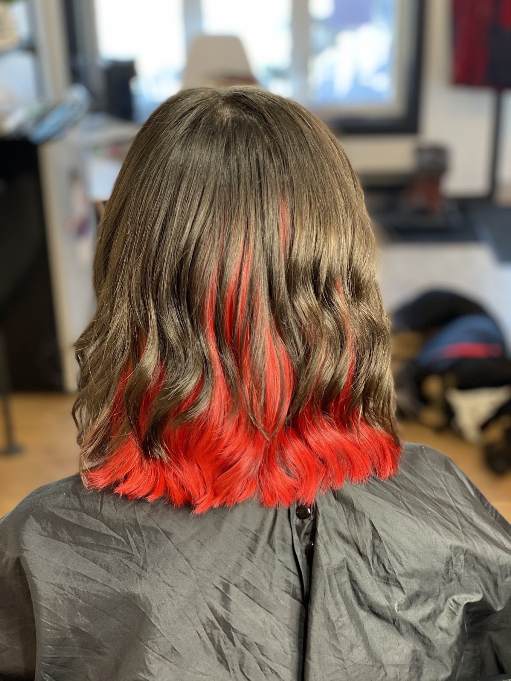 Salon L Salon | 53 Rue Lambton, Howick, QC J0S 1G0, Canada | Phone: (514) 718-8604