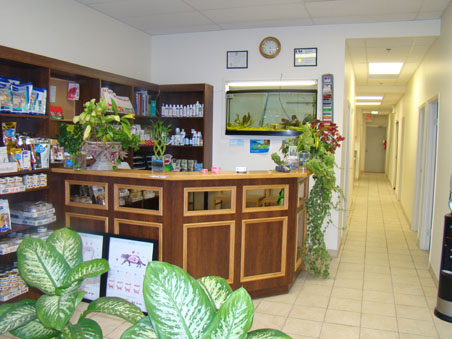 Aquitaine Animal Hospital - Mississauga | 6550 Meadowvale Town Centre Cir, Mississauga, ON L5N 4B7, Canada | Phone: (905) 285-0015