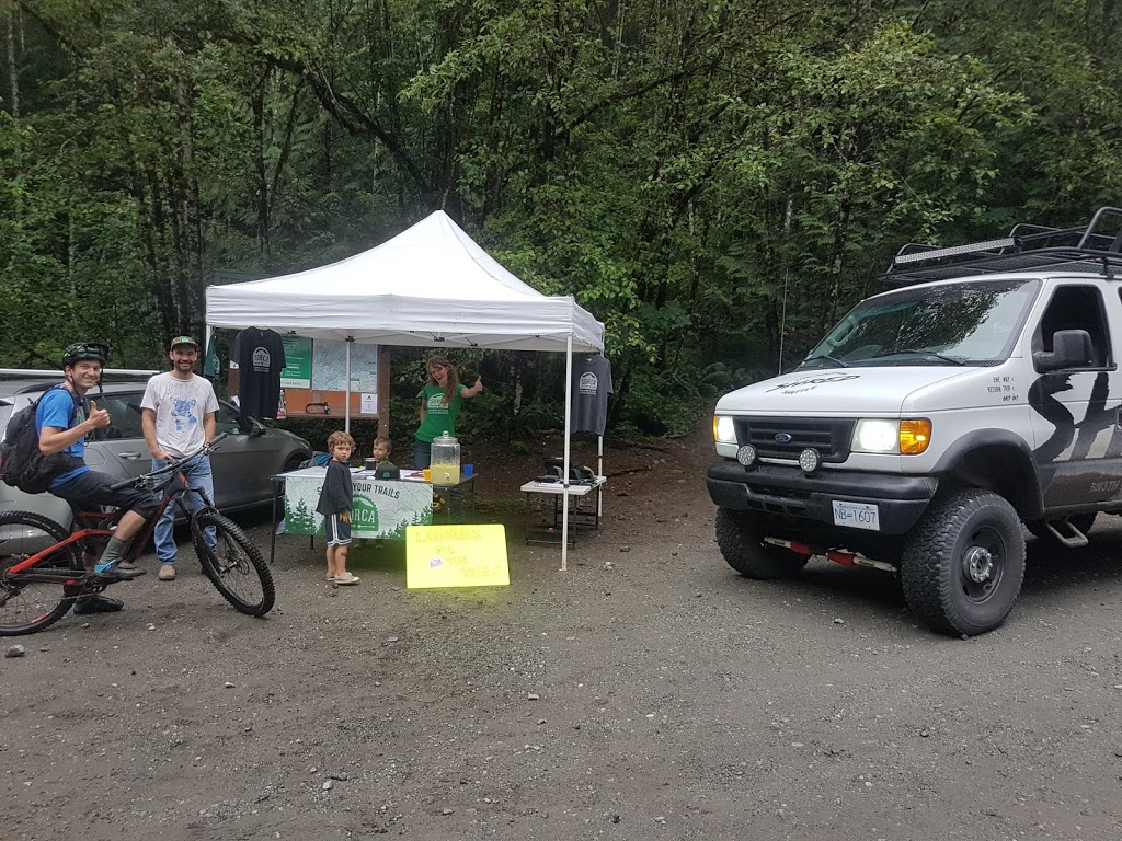 The Squamish Shred Shuttle | 1575 Pemberton Avenue Bay 2 Box 1489, Squamish, BC V0N 1T0, Canada | Phone: (778) 266-7473