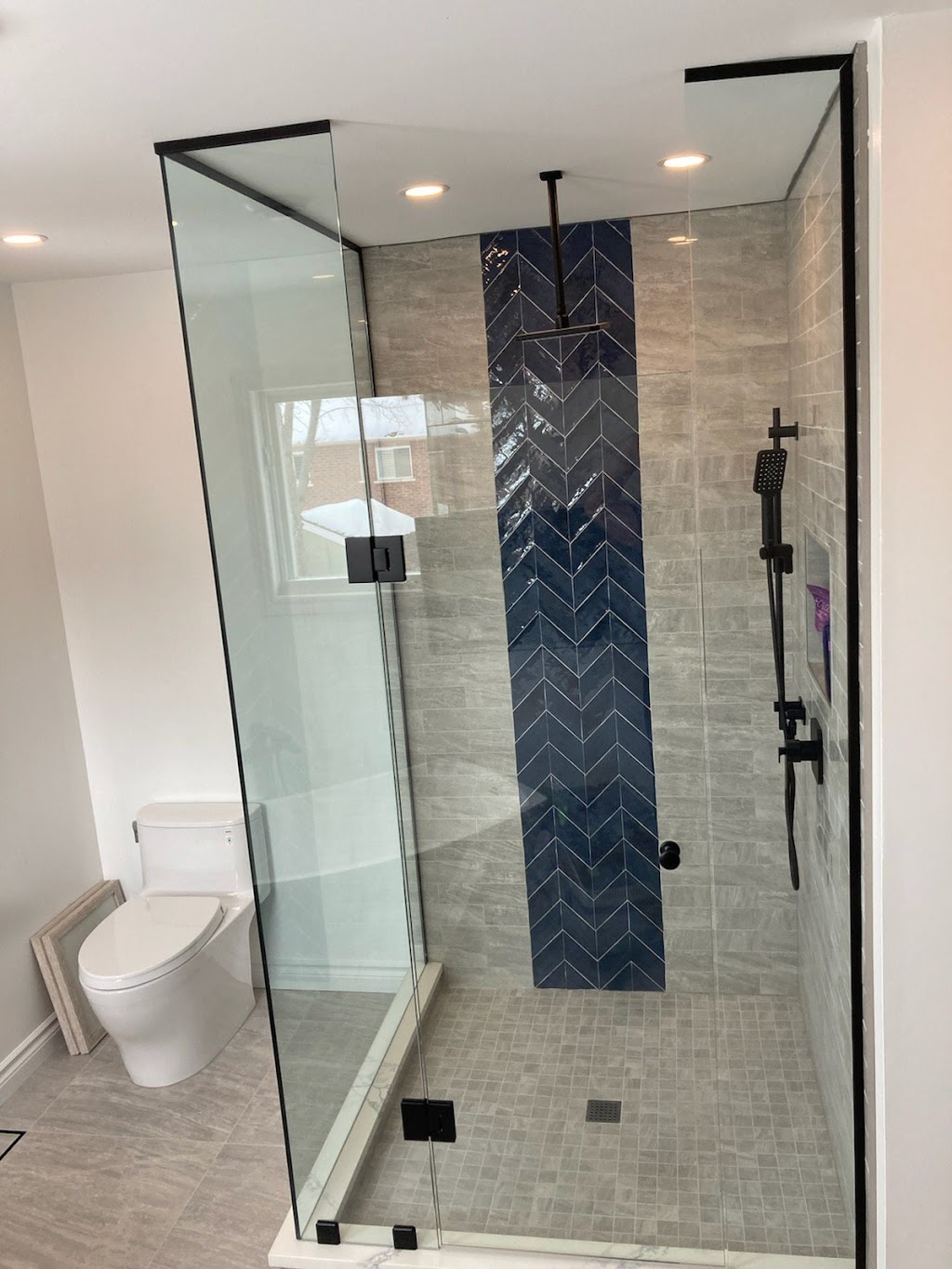Johnson Glass & Mirror | 39 Nicholson Dr, Uxbridge, ON L9P 1R2, Canada | Phone: (416) 573-0996