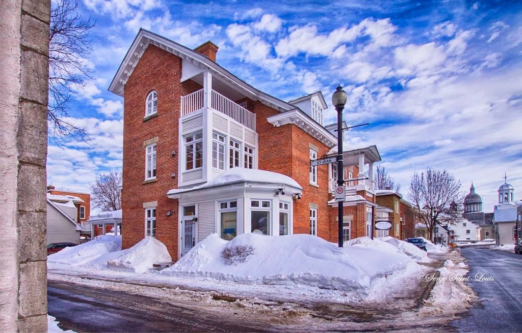 Galerie DArt Pierre Labrecque | 856 Rue des Ursulines, Trois-Rivières, QC G9A 5B9, Canada | Phone: (819) 609-7951