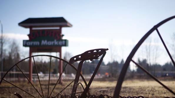 Ralphs Farm Market | 22728 Fraser Hwy, Langley City, BC V2Z 2T8, Canada | Phone: (604) 532-3033