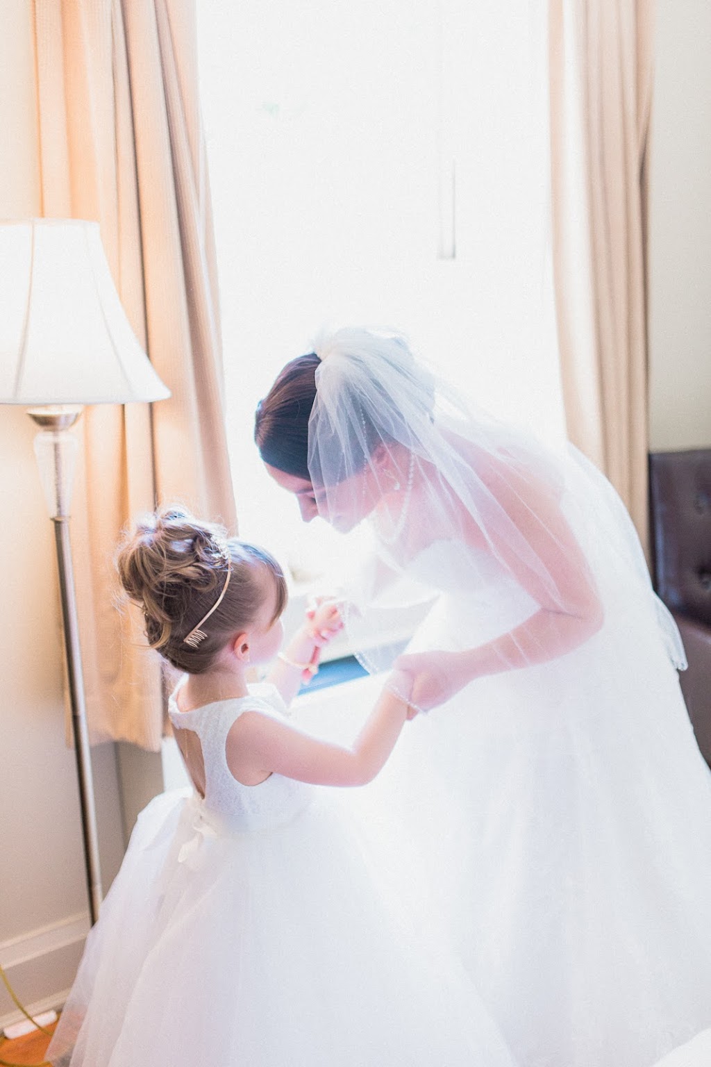 Daniel & Antonella Wedding Photography | 3115 Velebit Park Blvd, Burlington, ON L7M 0M1, Canada | Phone: (647) 687-2662