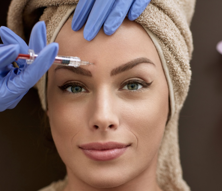 Enerjouvence clinique médico esthétique | 299 Rue Jeannette, LeMoyne, QC J4R 2E4, Canada | Phone: (514) 742-9115