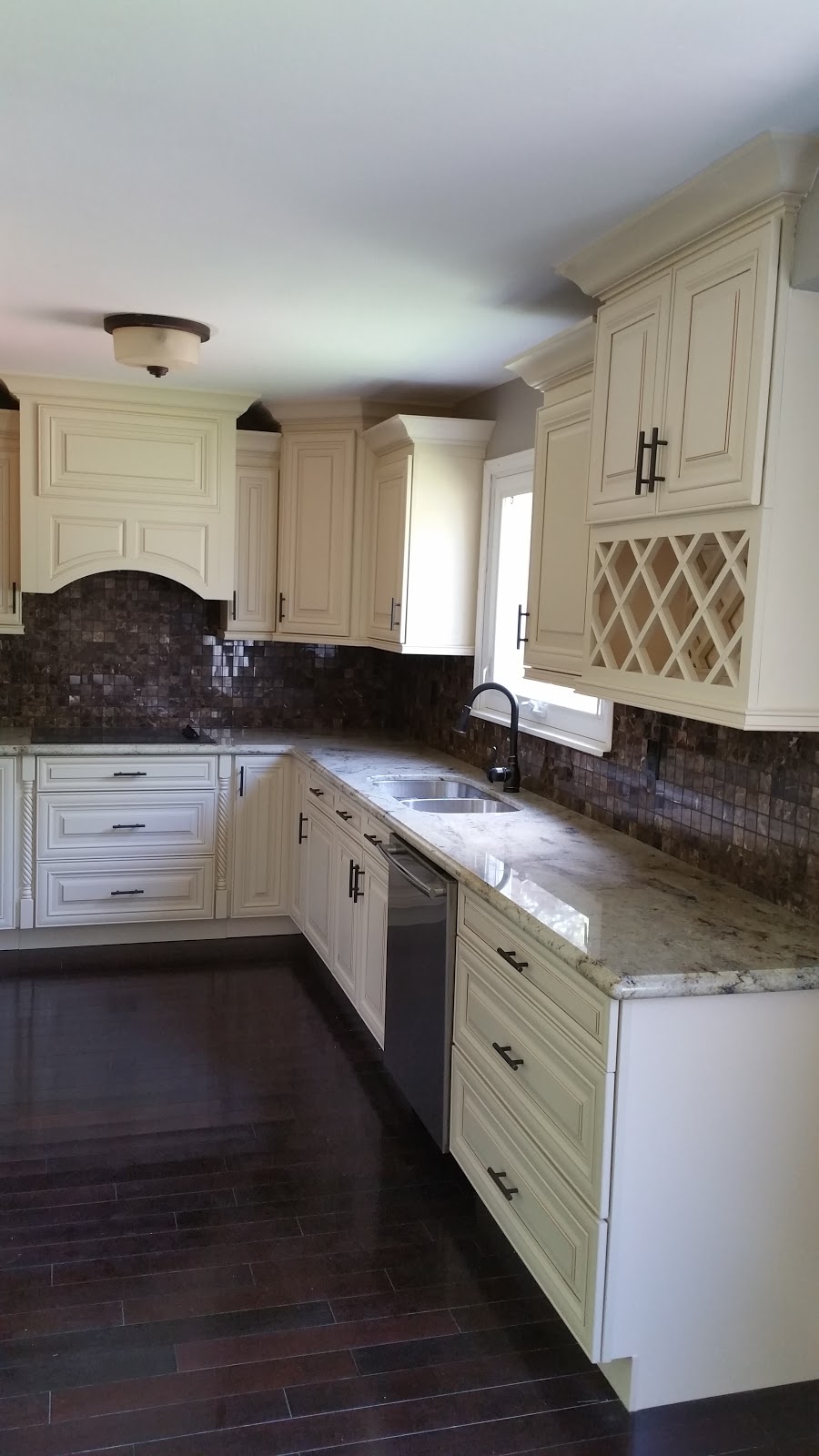 Junior Construction - Renovations whitby | 51 Eric Clarke Dr, Whitby, ON L1R 2H7, Canada | Phone: (416) 906-0716