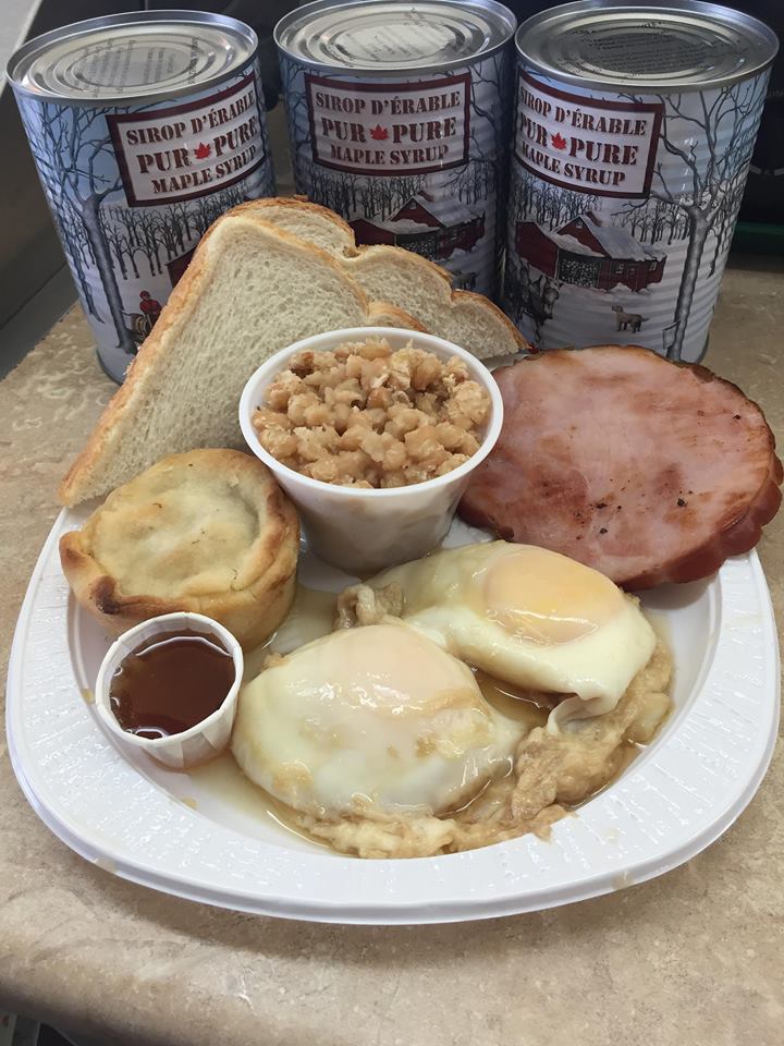 Casse-croûte Marché Pouliot | 2683 Chemin Royal, Sainte-Famille, QC G0A 3P0, Canada | Phone: (418) 829-3066