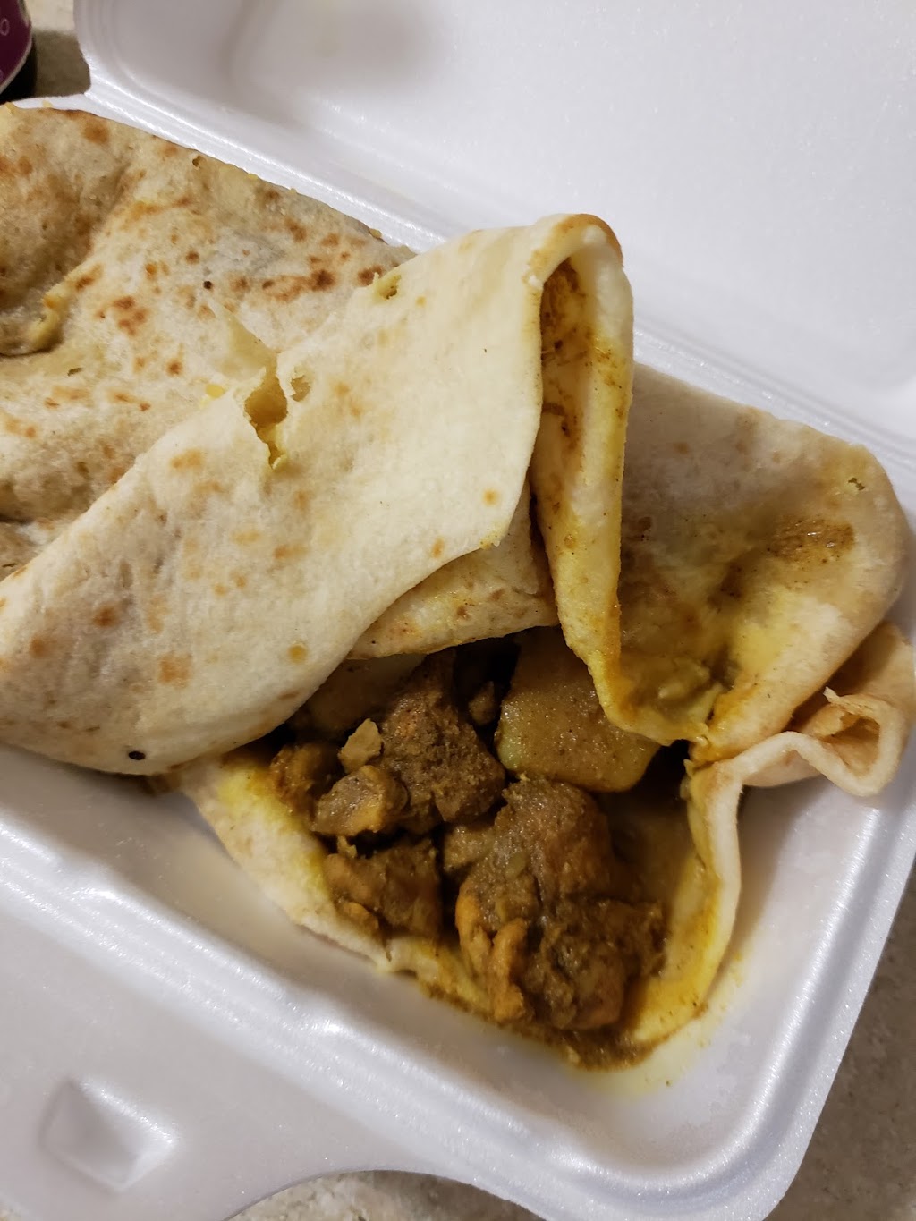 Ryans Roti And Jerk | 1051 Simcoe St N, Oshawa, ON L1G 4W3, Canada | Phone: (905) 438-8086