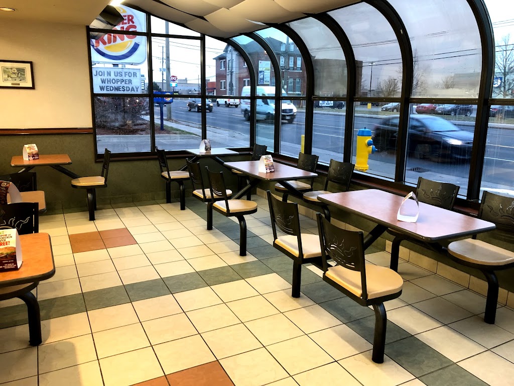Burger King | 750 Lansdowne St W, Peterborough, ON K9J 1Z3, Canada | Phone: (705) 748-2020