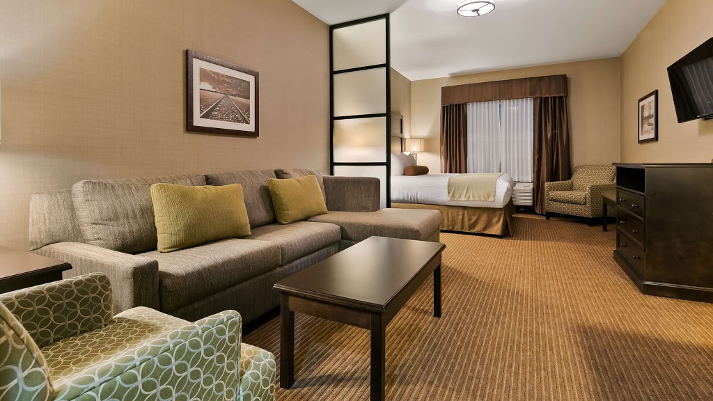 Best Western Plus Okotoks Inn & Suites | 100 Southbank Road, Okotoks, AB T1S 0N3, Canada | Phone: (403) 995-6262