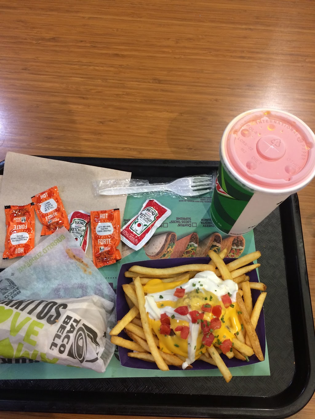 Taco Bell | 3495 Lawrence Ave E, Scarborough, ON M1H 1B3, Canada | Phone: (416) 439-7333