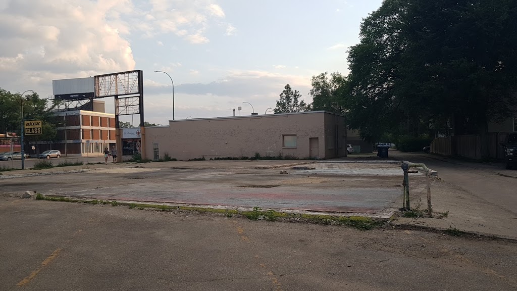 No Name Auto | 1350 Logan Ave, Winnipeg, MB R3E 1R6, Canada | Phone: (204) 779-2300