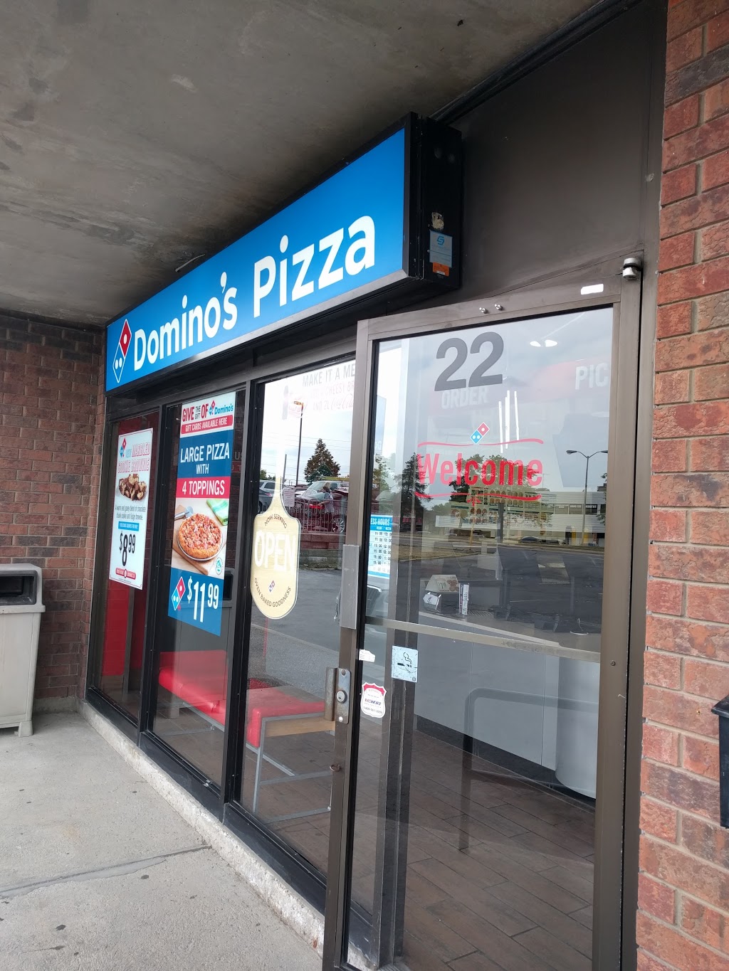 Domino's 2025 Upper Middle Rd, Burlington, ON L7P 4K1, Canada