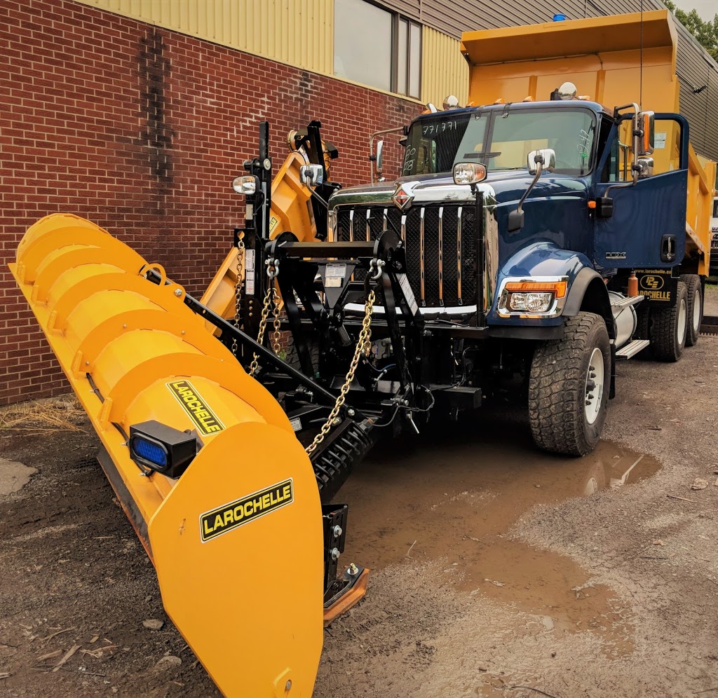 Larochelle Equipment Inc | 250 2 Av, Québec, QC G1L 3A7, Canada | Phone: (418) 522-8222