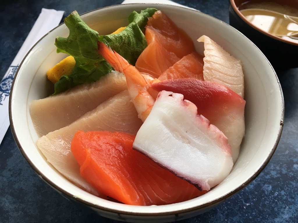 Tora Sushi | 805 Boyd St, New Westminster, BC V3M 5X2, Canada | Phone: (604) 526-8672